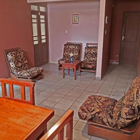 Casa Discreta Bed & Breakfast Cochabamba Ngoại thất bức ảnh